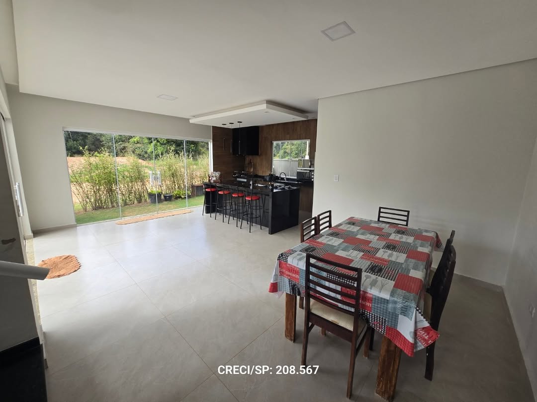 Casa Empreendimento Ninho Verde 2📌Casa Composta por 3 quartos sendo 2 suítes. Área ampla, duas (1)