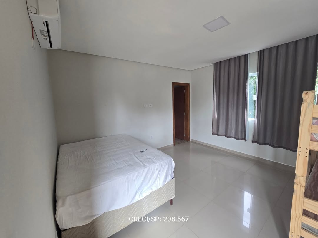 Casa Empreendimento Ninho Verde 2📌Casa Composta por 3 quartos sendo 2 suítes. Área ampla, duas (4)