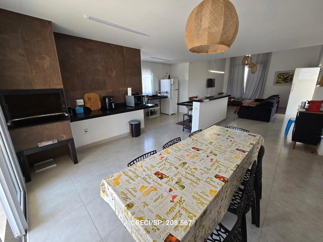 Casa loteamento fechado. Mobiliada;3 quartos sendo 1 suíte;Piscina alvenaria;Ótima localização n (9)