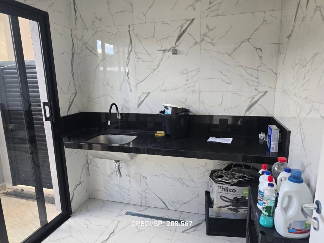 Casa térrea mobiliada completa. 🌏3 suítes Piscina alvenariaÓtima localização R$1.180.000🏡Habit (9)
