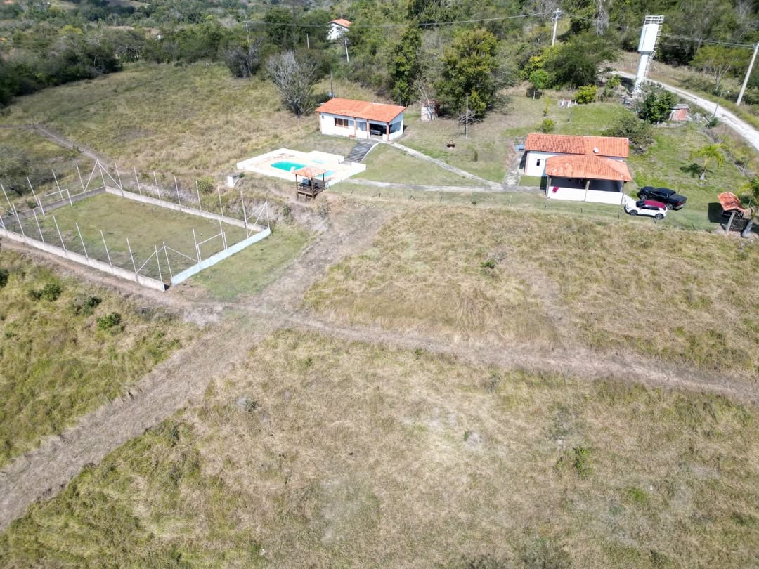 Chácara em frente rodovia Castelo Branco.🌏Área 20.400m². Excelente vista. Tamanho excelente pa (3)